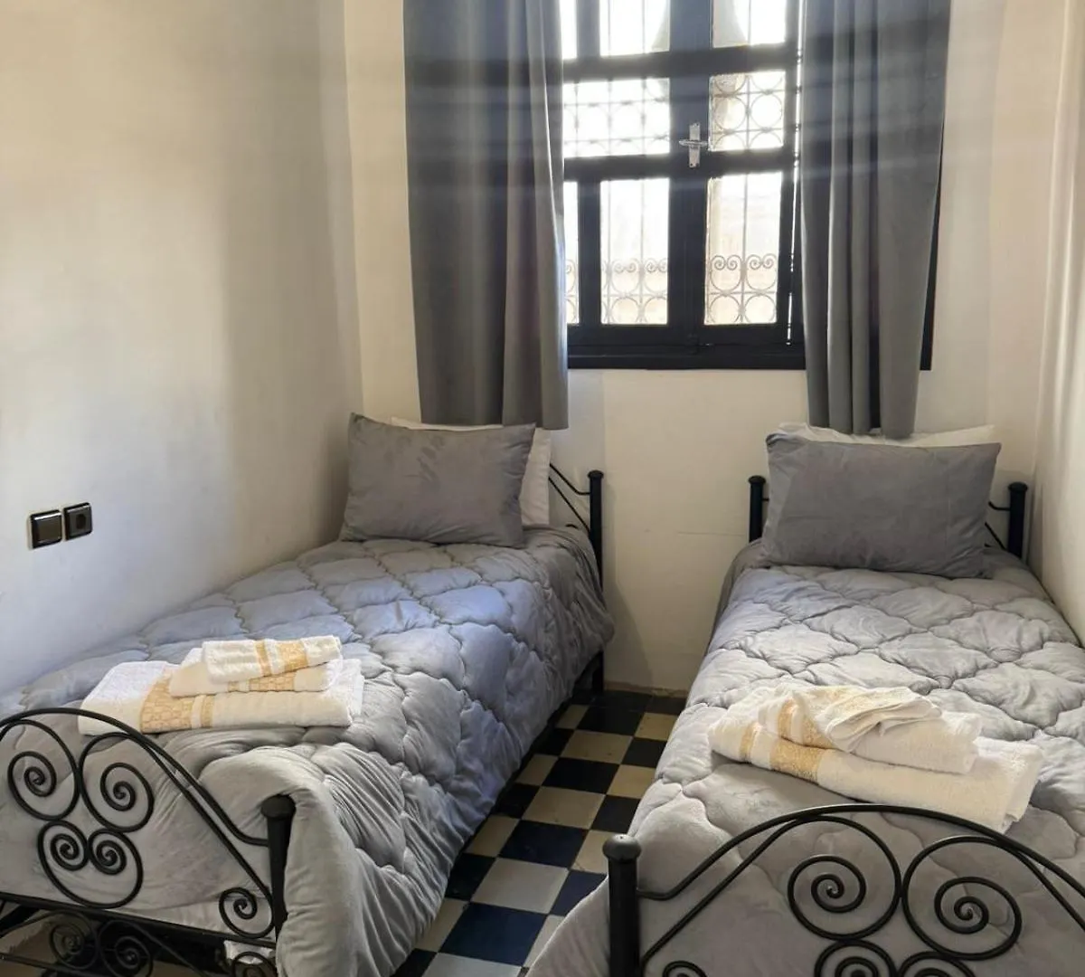 Moorish Cabana Hostel Fès