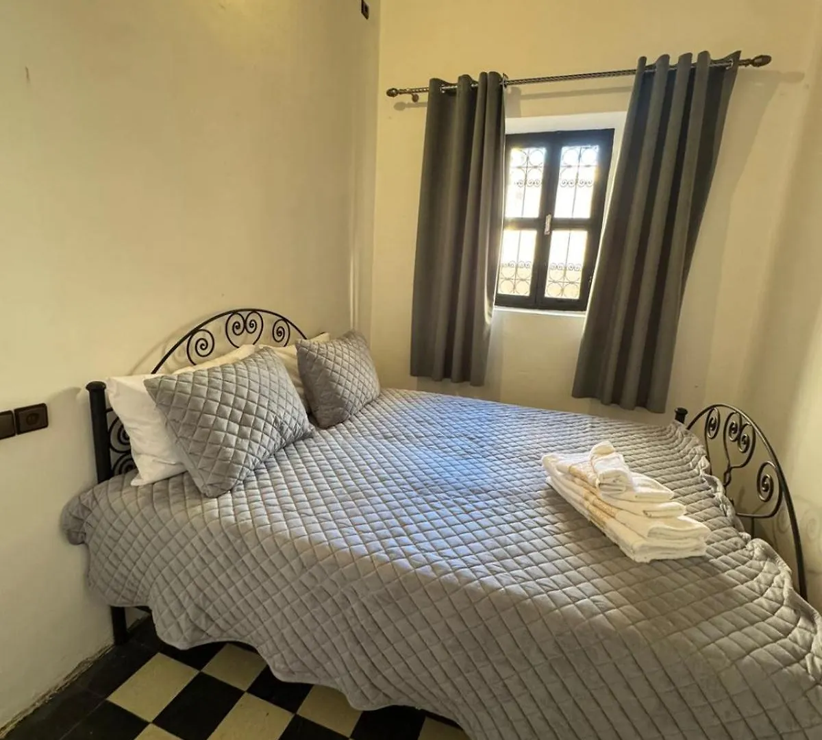 Moorish Cabana Hostel Fès