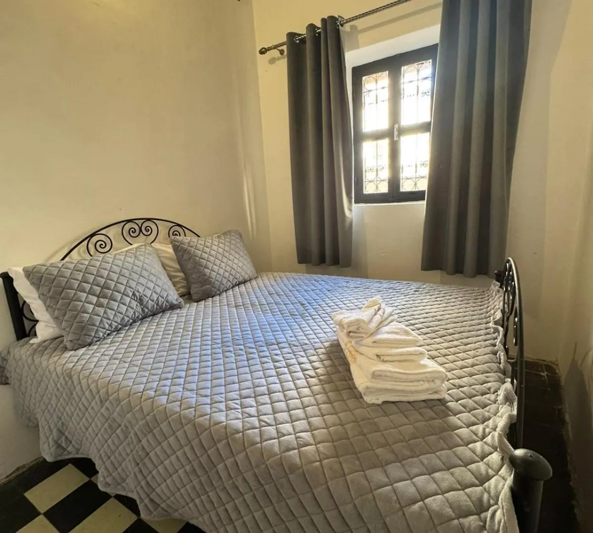 Moorish Cabana Hostel Fès