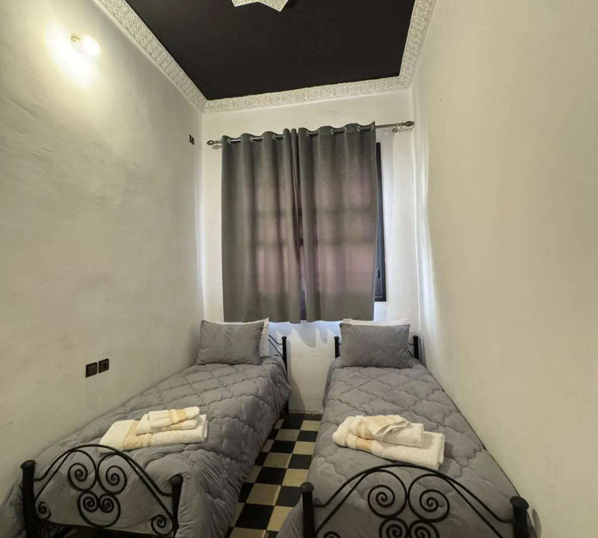 Moorish Cabana Hostel Fès
